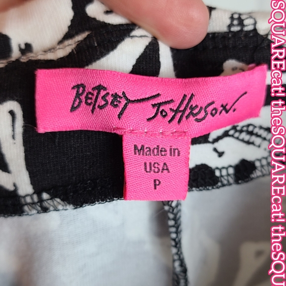 Betsey Johnson vtg skulls & bones 2 pockets fit & flare retro goth pin-up dress! - Picture 6 of 6